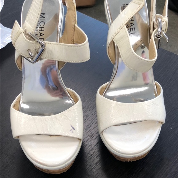Authentic Michael Kors Wedge Sandals size 6 - Picture 8 of 8